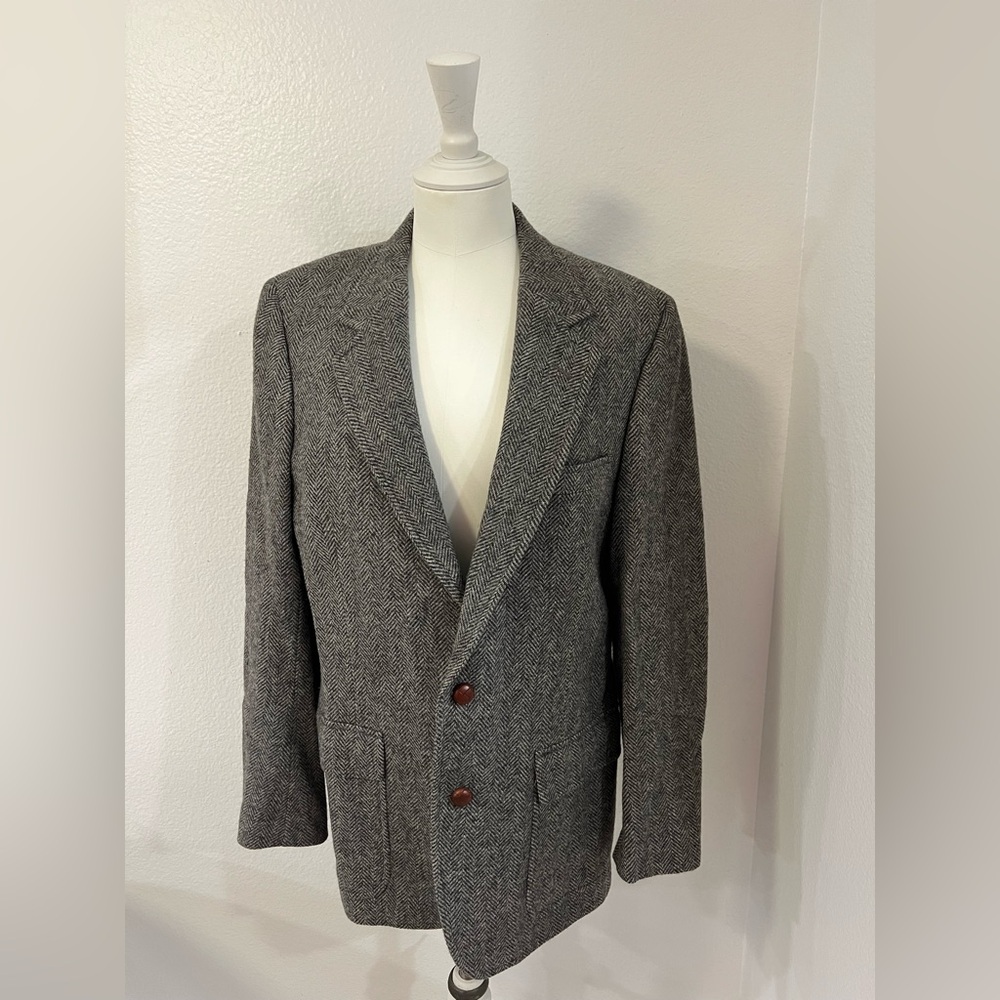 Vintage Barrister Collection Tailored Exclusively For Silverwoods  Tweed Blazer